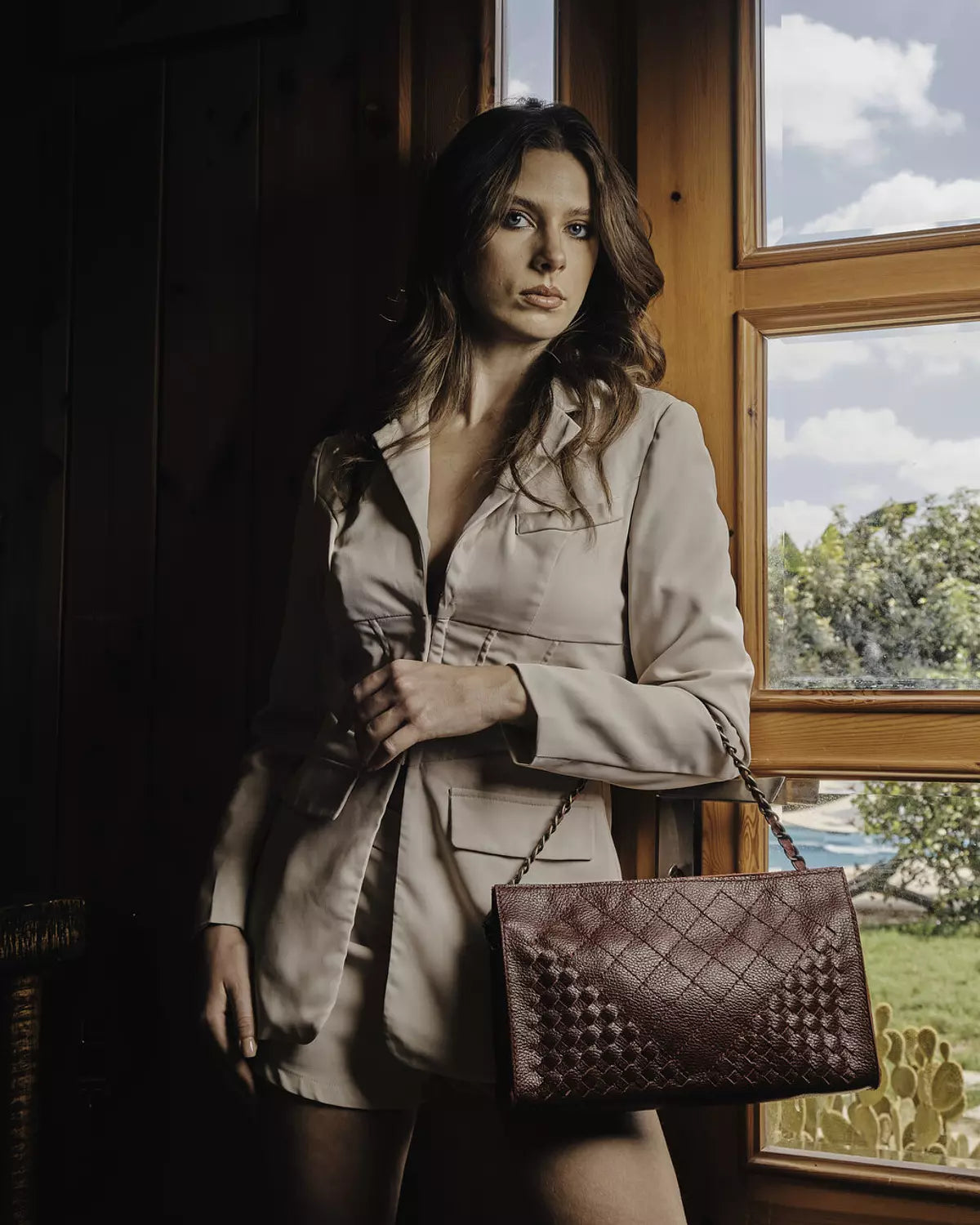 The Woven Shoulder Clutch 3.0