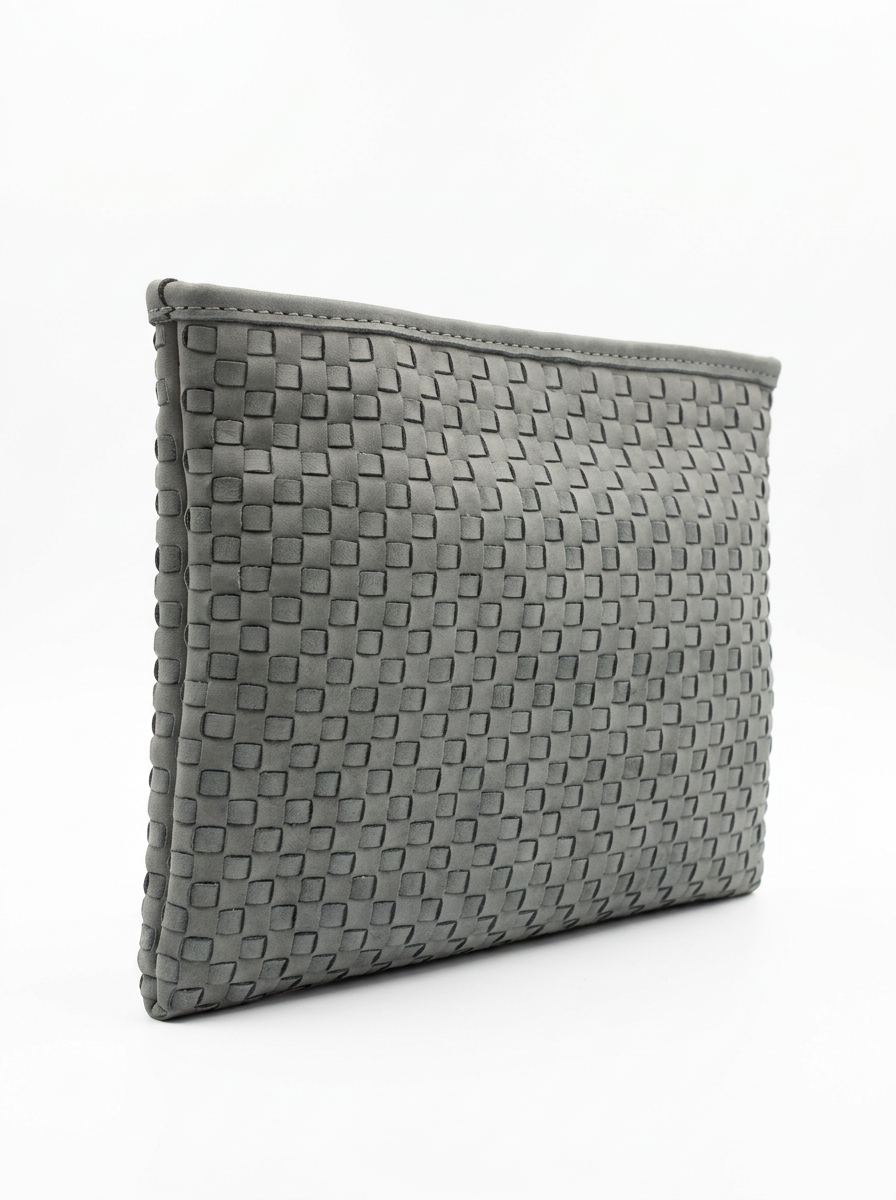 Woven Clutch 2.2
