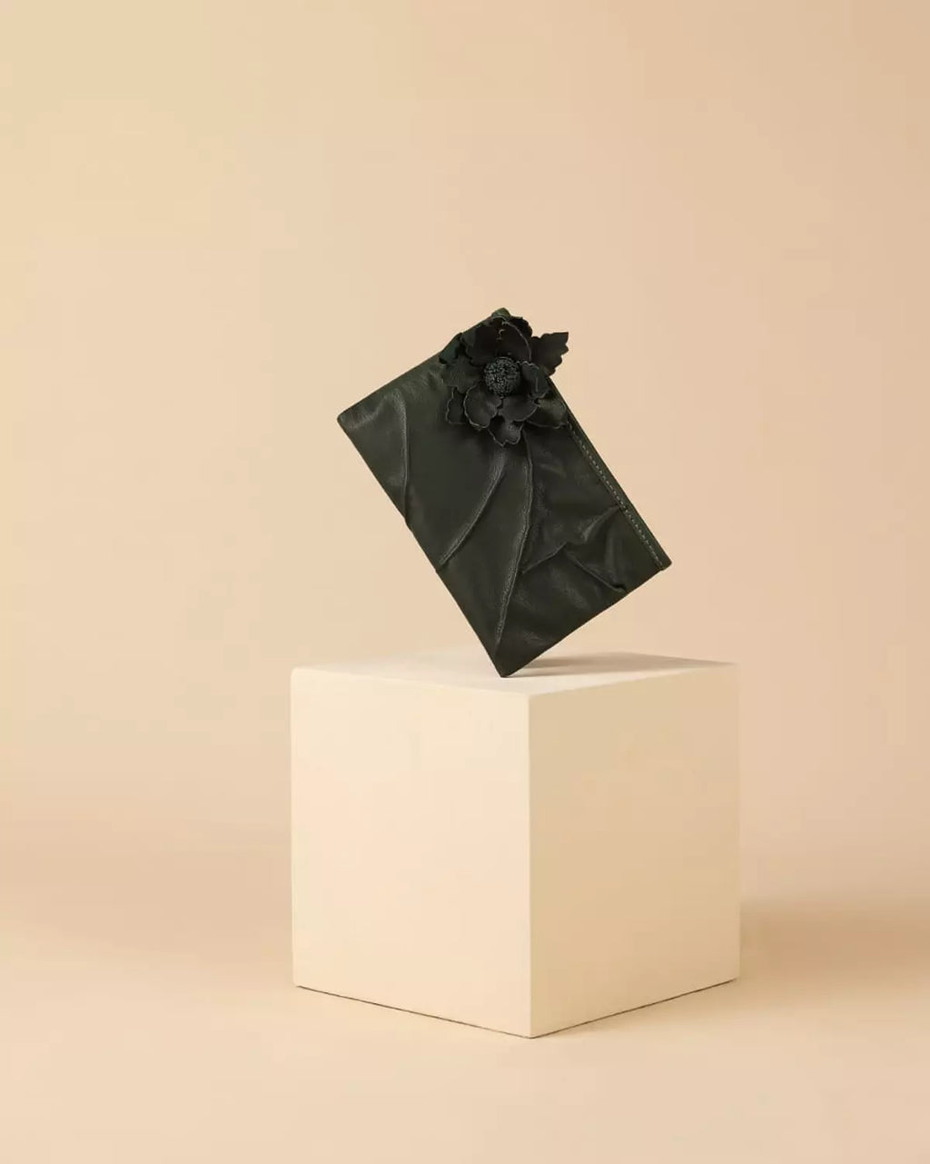 Flower Clutch