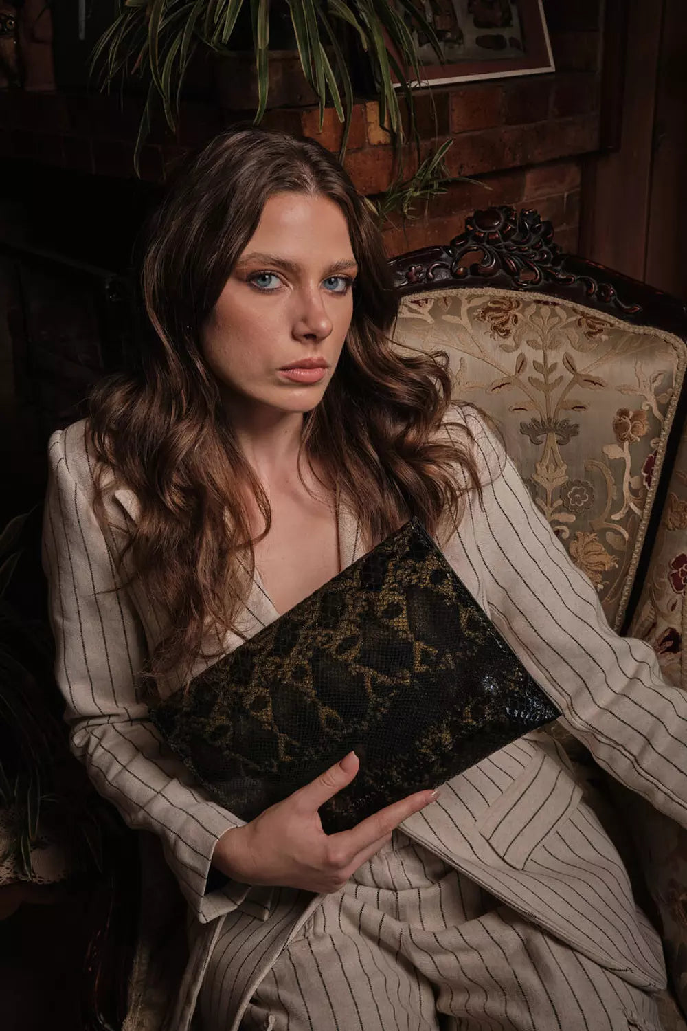 The Patterned Clutch